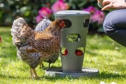 Beeztees Hühner Futterturm