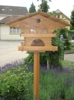 Futterhaus Chalet Inkl Ständer -Haustierprodukte swiss chalet vogelhaus